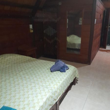 Charming Yellow Houses Loft-Style Apartment Bocas Town Exterior foto
